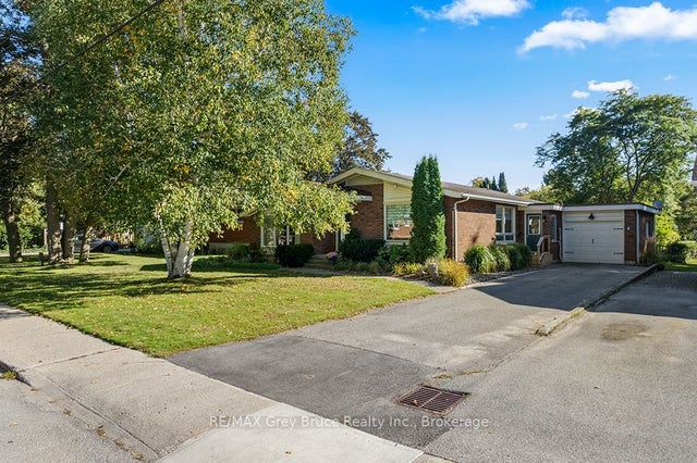 563 21 Street W, Owen Sound