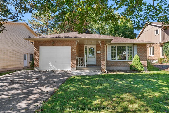 6 Youngman Drive, Guelph