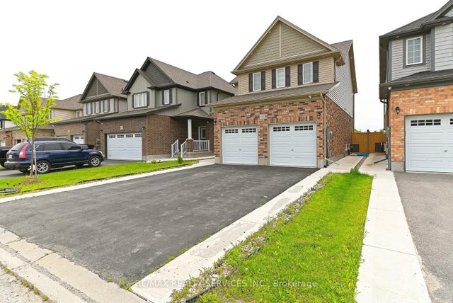 1320 Calais Drive, Woodstock