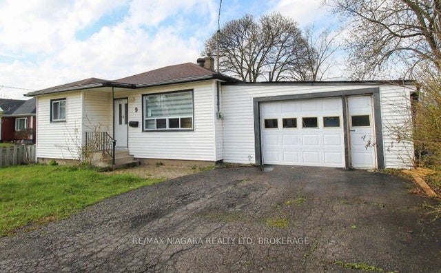 9 Inglewood Road, St. Catharines