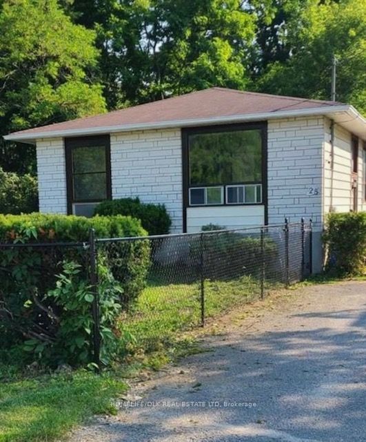28 Bourke Street, Smiths Falls