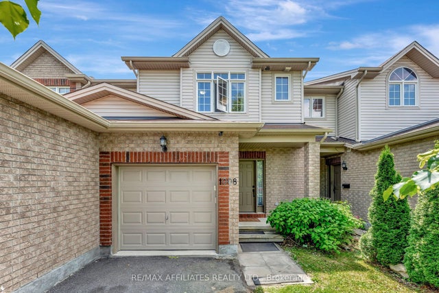 1008 Klondike Road, Kanata