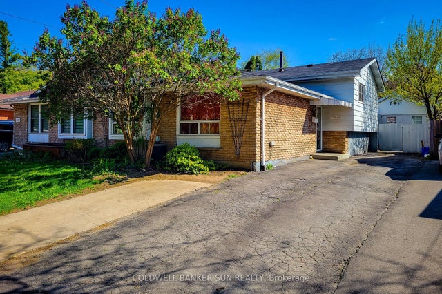 566 Greenhill Avenue, Hamilton