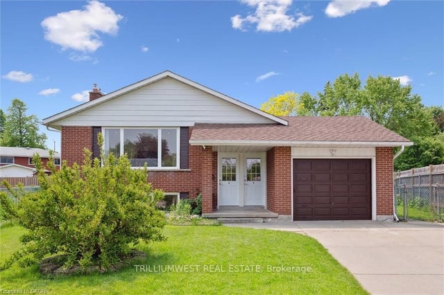 11 Van Horne Place, Kitchener