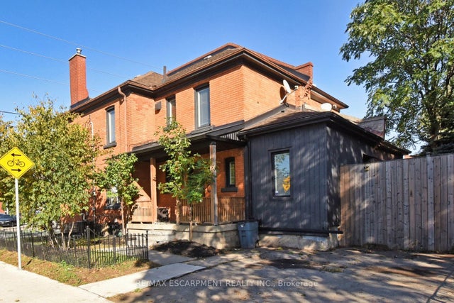 150 Victoria Avenue N, Hamilton