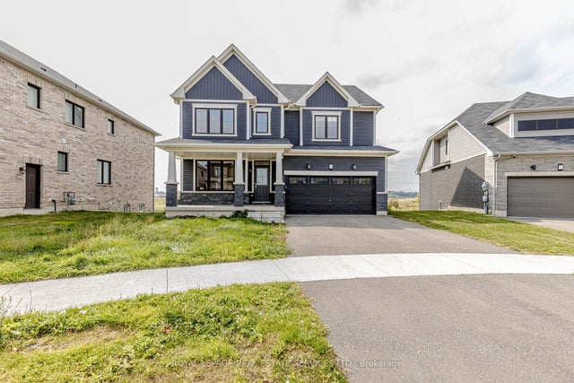 96 Explorer Way W, Thorold