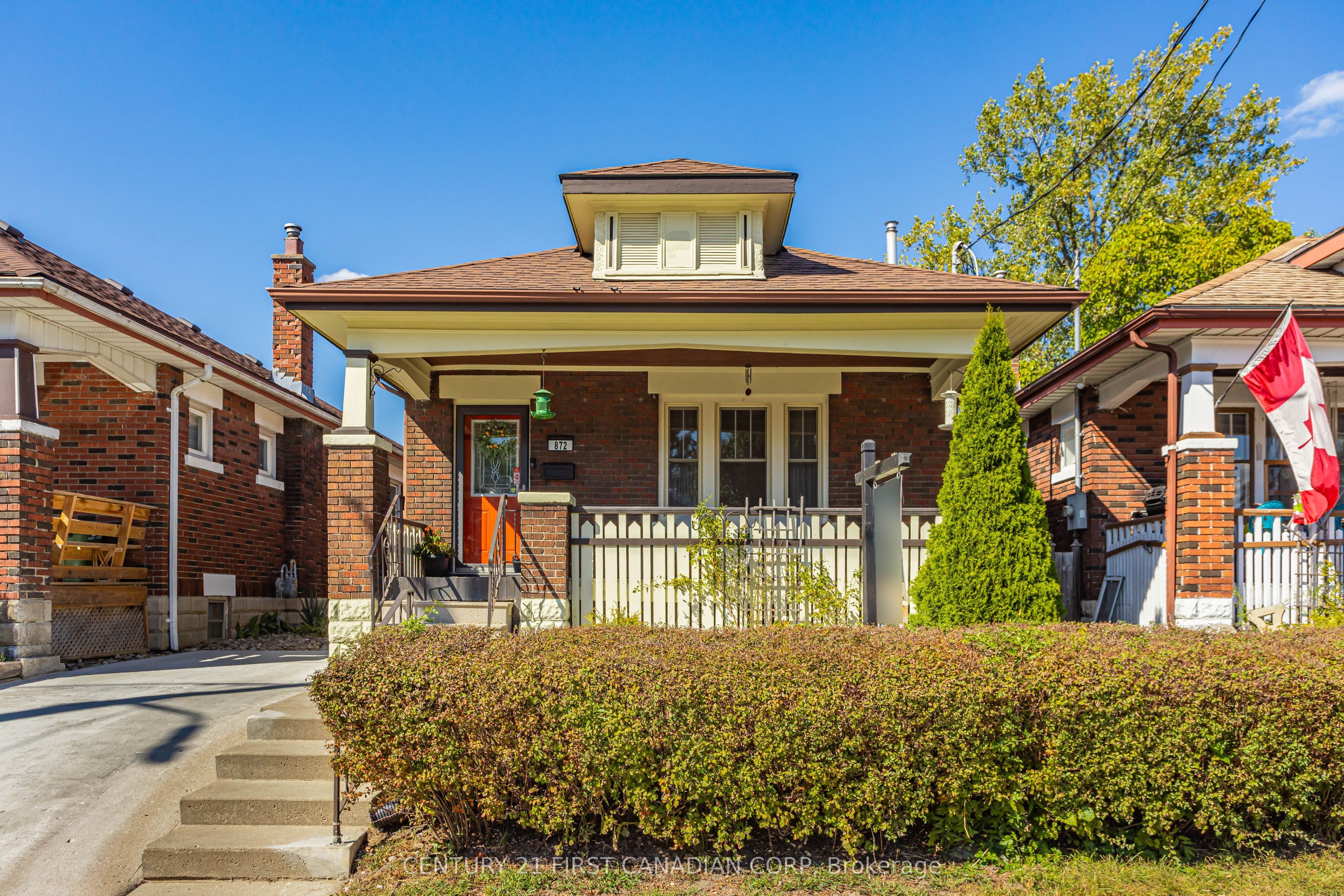 Photo of Listing #X12438520