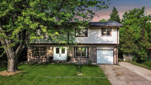 39 Mill Street, Erin