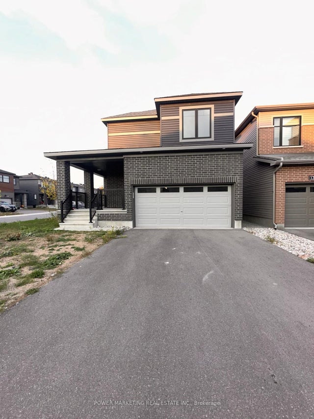 900 Athenry Court, Barrhaven