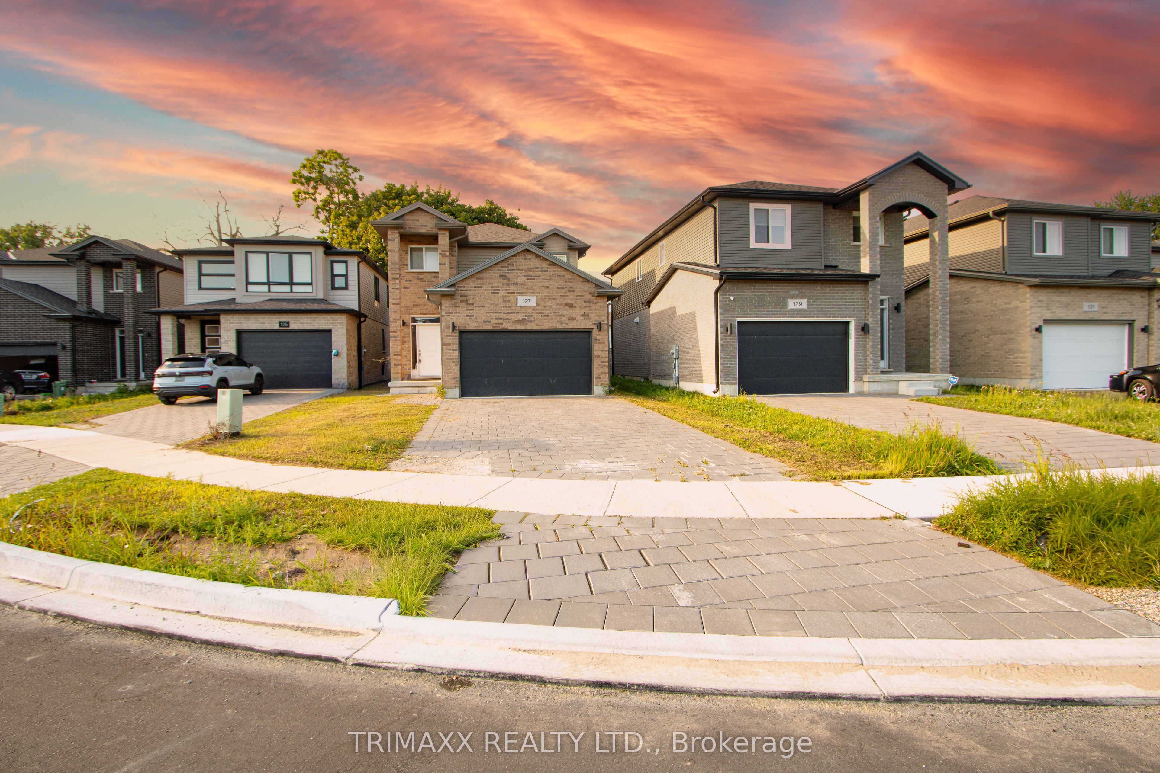 Photo of Listing #X12438641