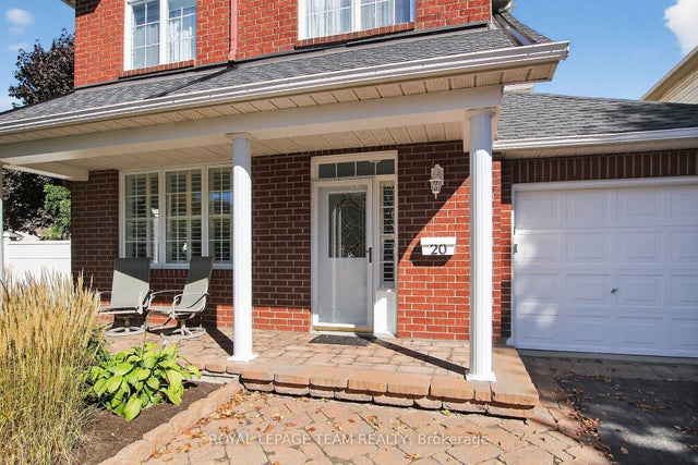 20 Vistapointe Drive, Barrhaven