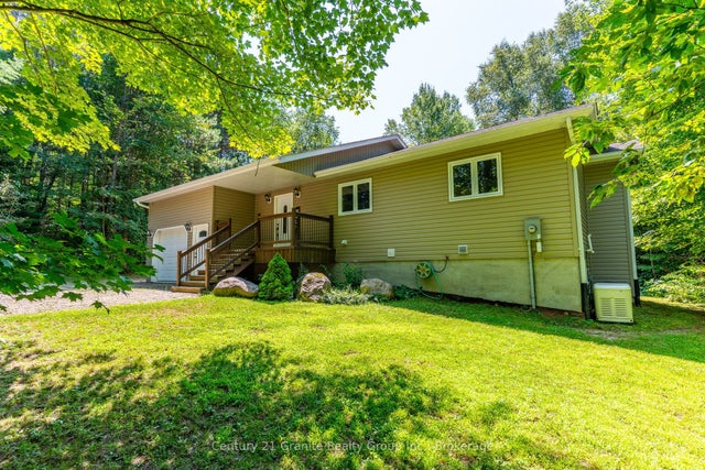 1012 Redner Road, Algonquin Highlands