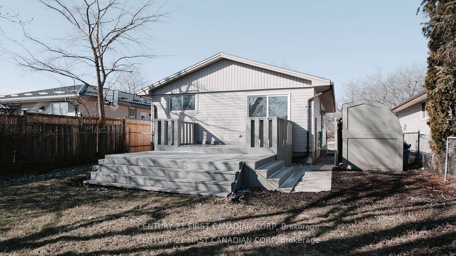 1072 Jalna Boulevard, London South