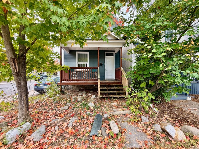 4 Gould Street 2, Tunneys Pasture and Ottawa West