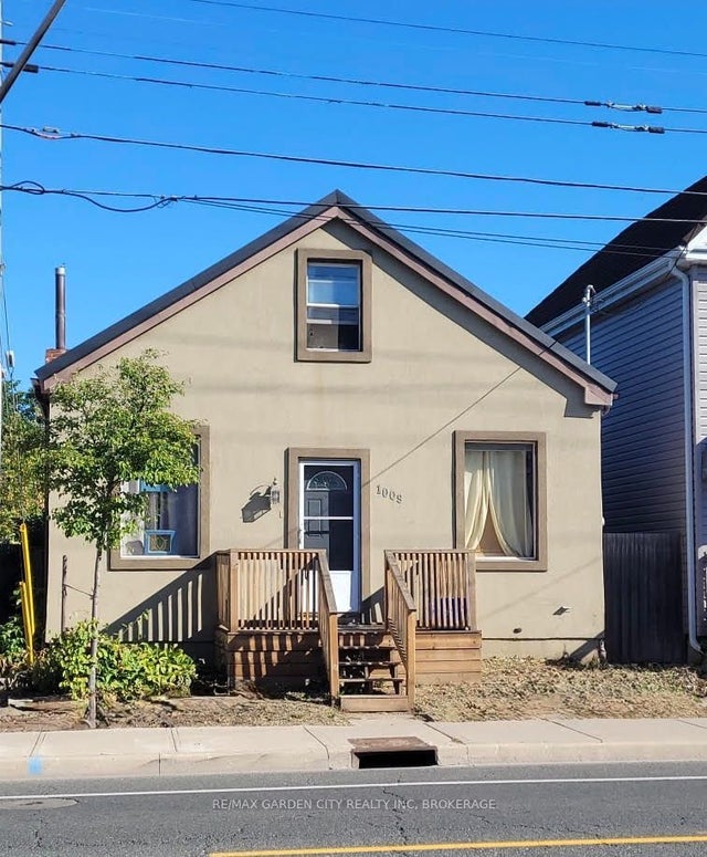 1009 Cannon Street E, Hamilton