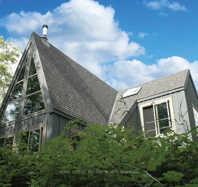 253 Elginfield Road, North Middlesex