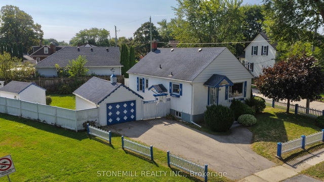 272 Carlton Street, St. Catharines