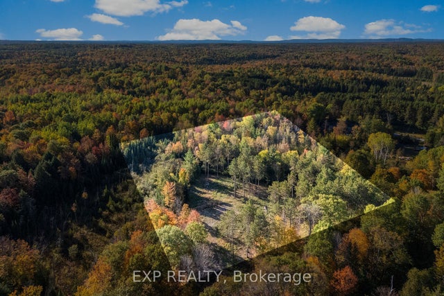 413 Swamp Road, Admaston/Bromley