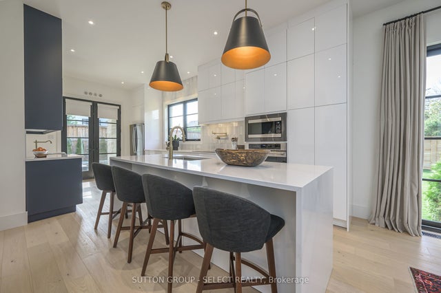 185 Commissioners Road E, London South