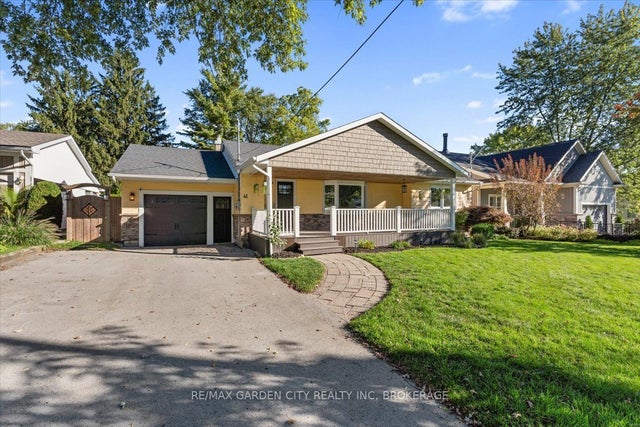 41 Emmett Street, Pelham