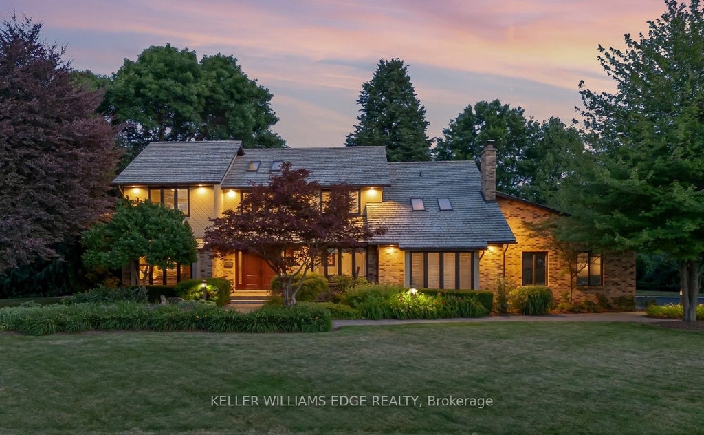 8 Lochside Drive, Hamilton