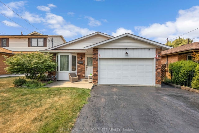 18 Rosewell Street, Hamilton