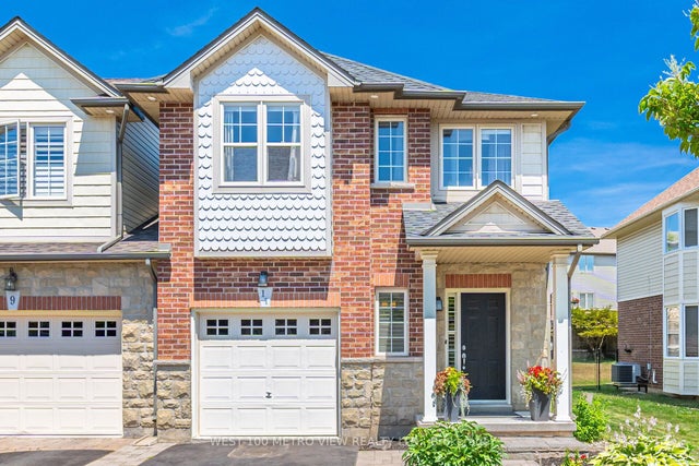 11 Brooking Court, Hamilton
