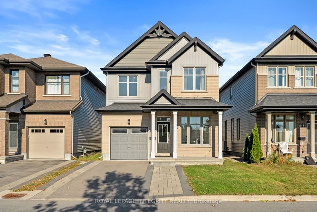 516 Silver Sage Avenue, Barrhaven