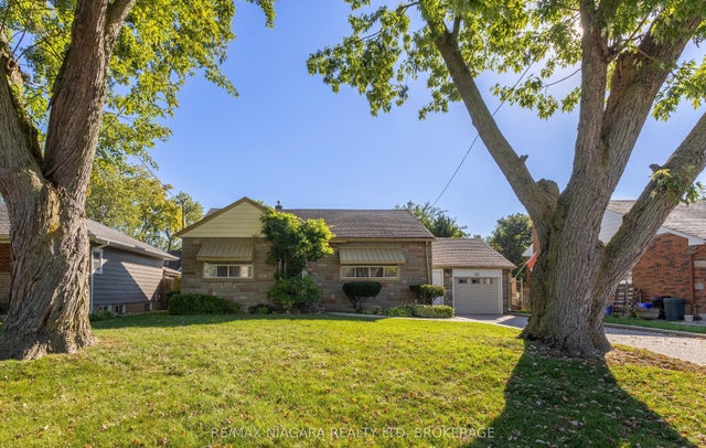 68 Connaught Avenue, Welland