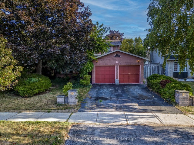 10 Jeanette Avenue, Grimsby