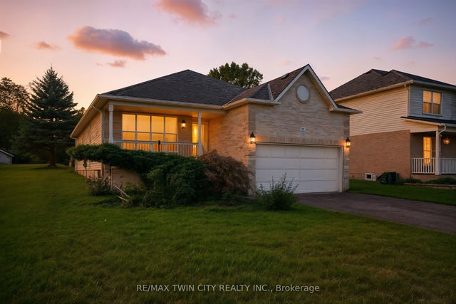 16 Jones Court, North Dumfries