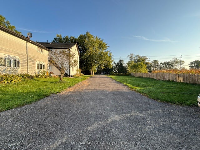 1381 Hwy 8 Highway 1, Cambridge