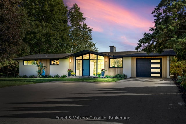 50 Oak Avenue, Hamilton