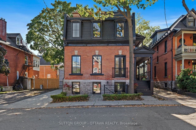 512 Cooper Street, Ottawa Centre