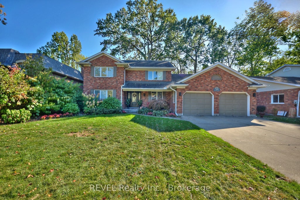 7134 Mount Forest Lane, Niagara Falls