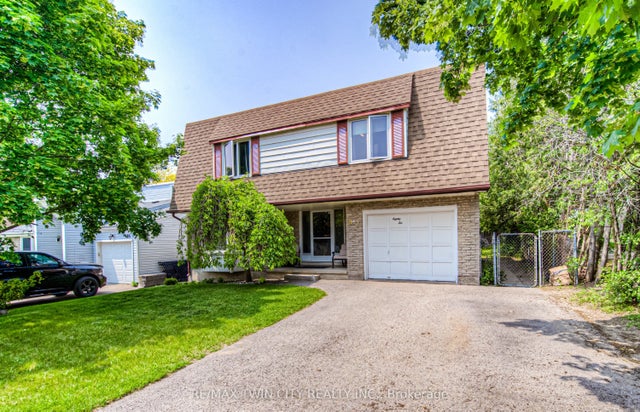 82 Roseneath Crescent, Kitchener