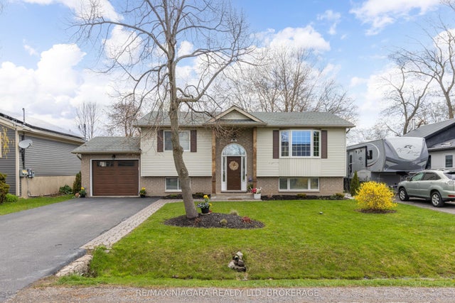 44 Maple Leaf Avenue S, Fort Erie