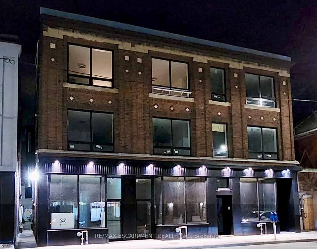 307 1/2 Barton Street E 7, Hamilton