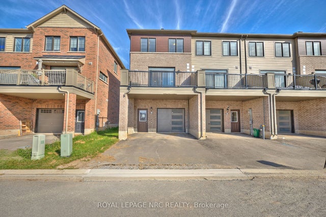 11 Melody Lane, Thorold