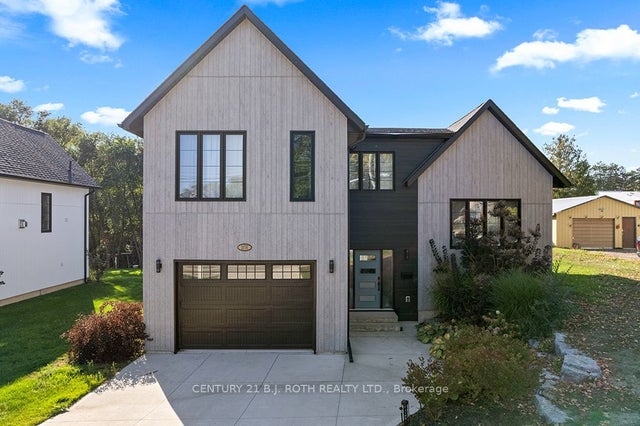 1076 7th Avenue, Hanover