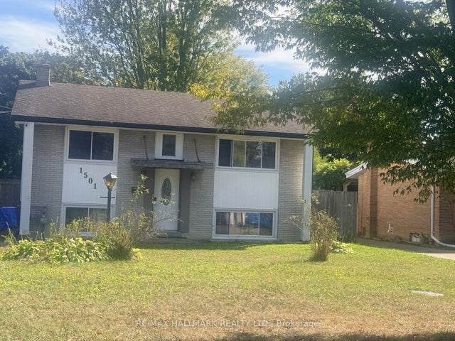 1501 Villa Maria Boulevard N, Windsor