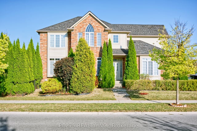 2392 Asima Drive, London South