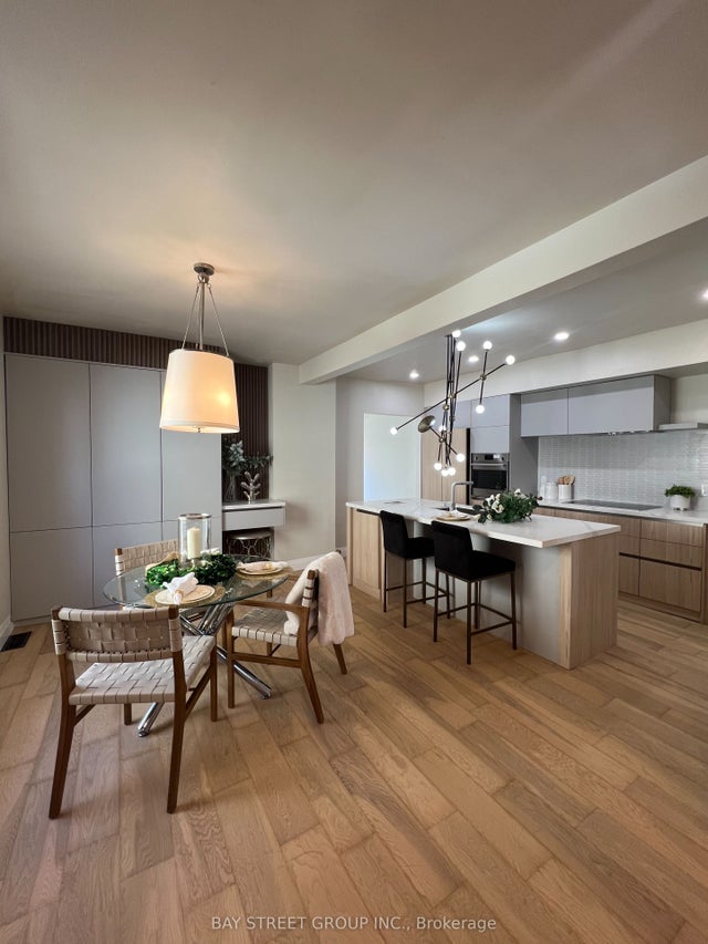 396 Emerald Street N, Hamilton