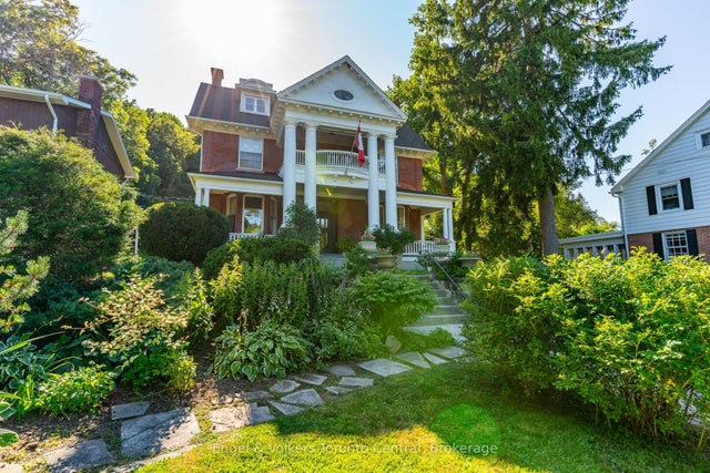 1050 4th Avenue W, Owen Sound