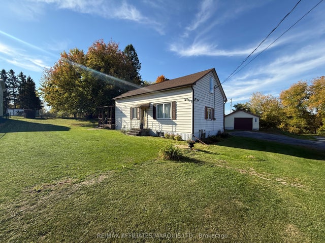 19136 Hay Road, South Glengarry