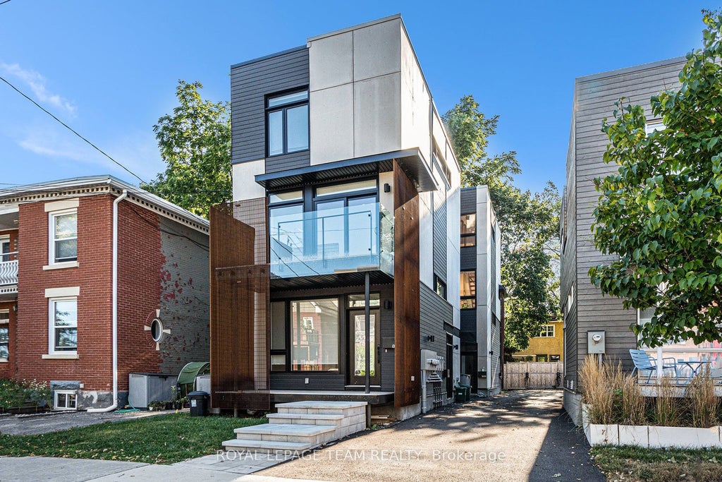 88 Hamilton Avenue N, Tunneys Pasture and Ottawa West