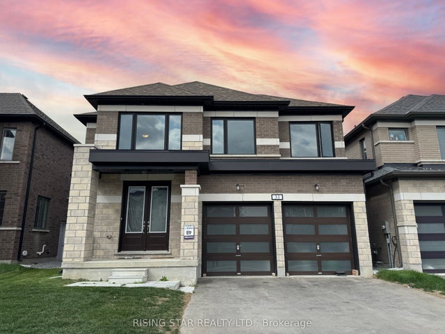 31 O'neill Street, Kawartha Lakes