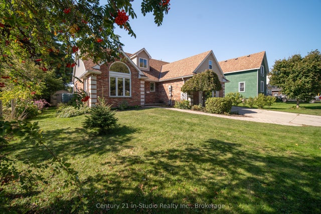 96 Main Street, Northern Bruce Peninsula