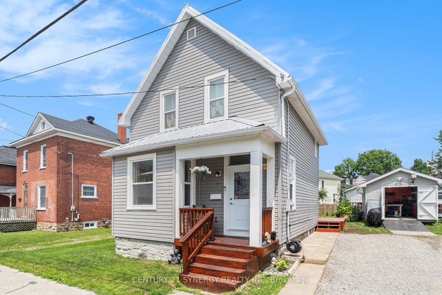 25 Kensington Avenue, Smiths Falls