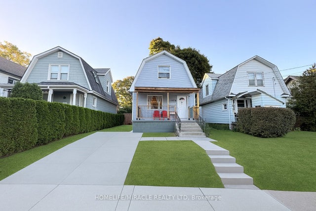 4249 Elgin Street, Niagara Falls